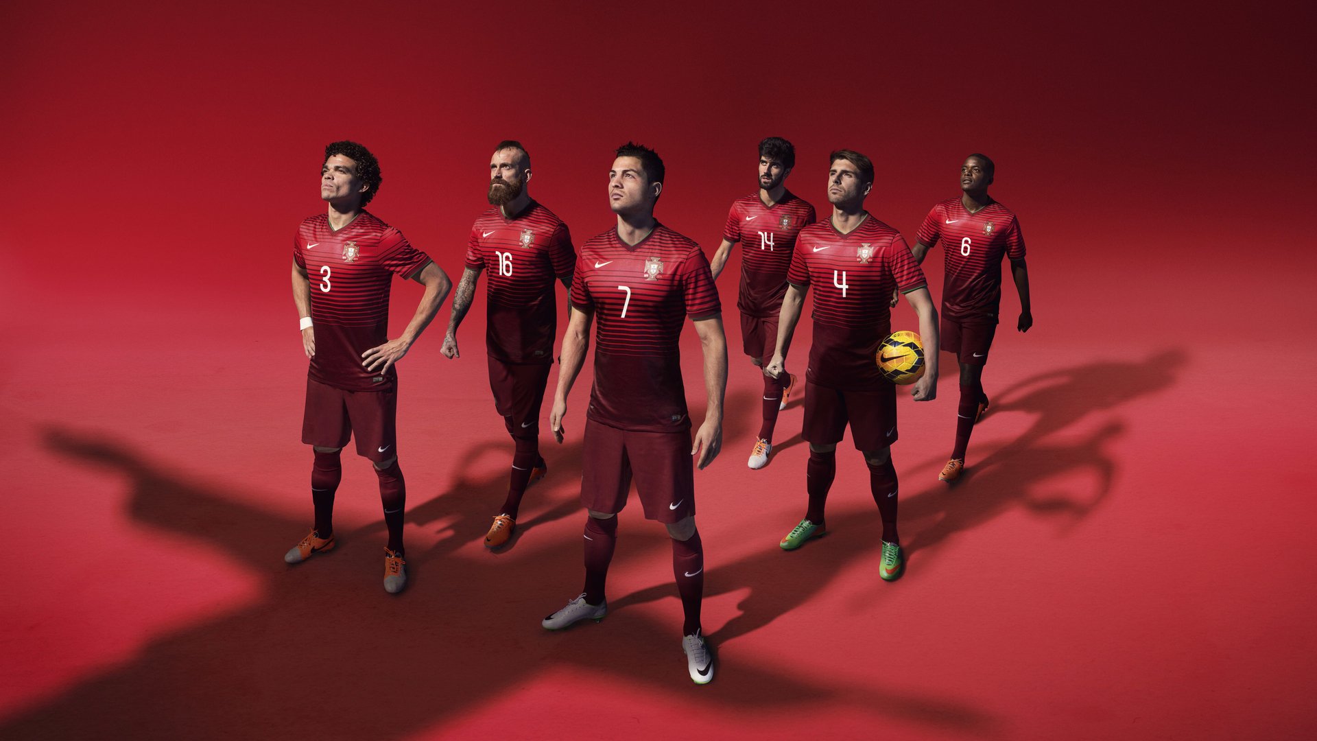 克洛普持续创新战术，带领利物浦冲击更高荣誉