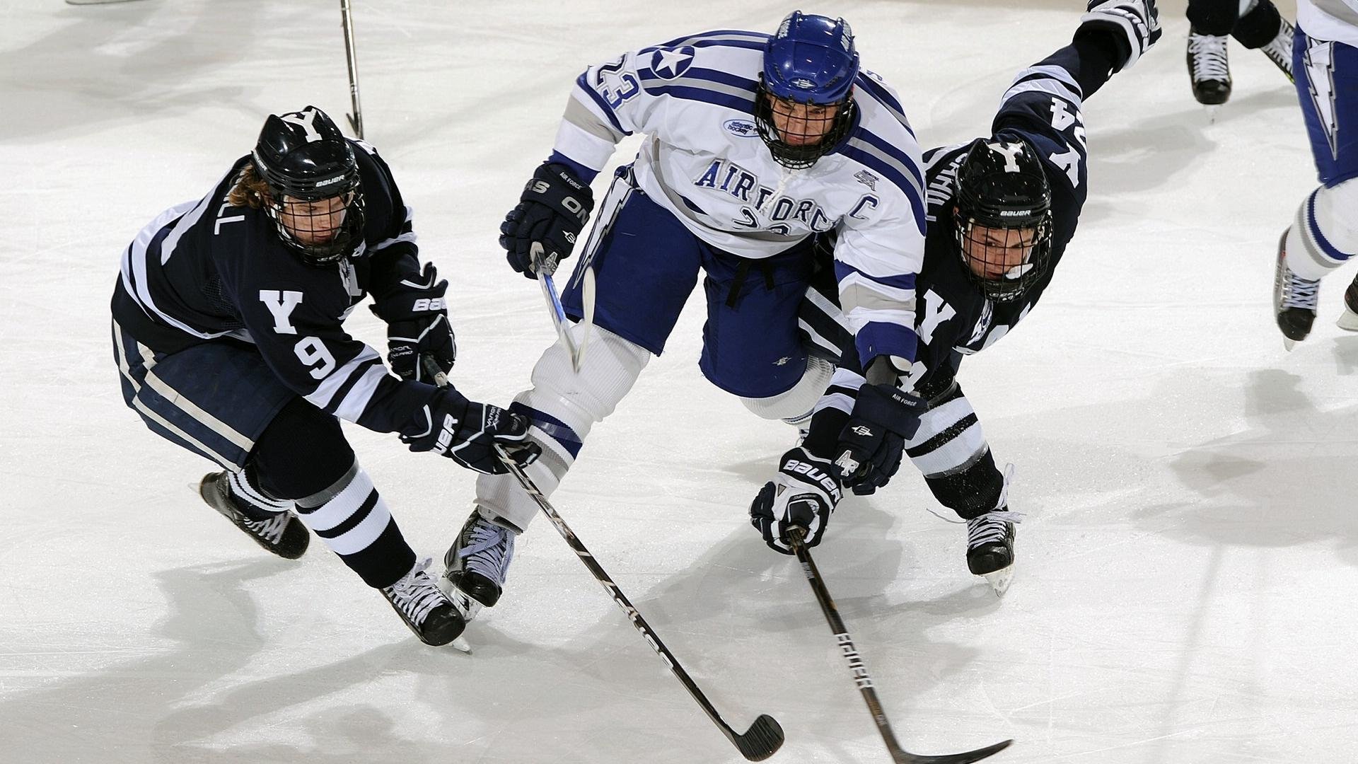 掘金核心三人组合练效果显著被誉为黄金组合，掘金mpj