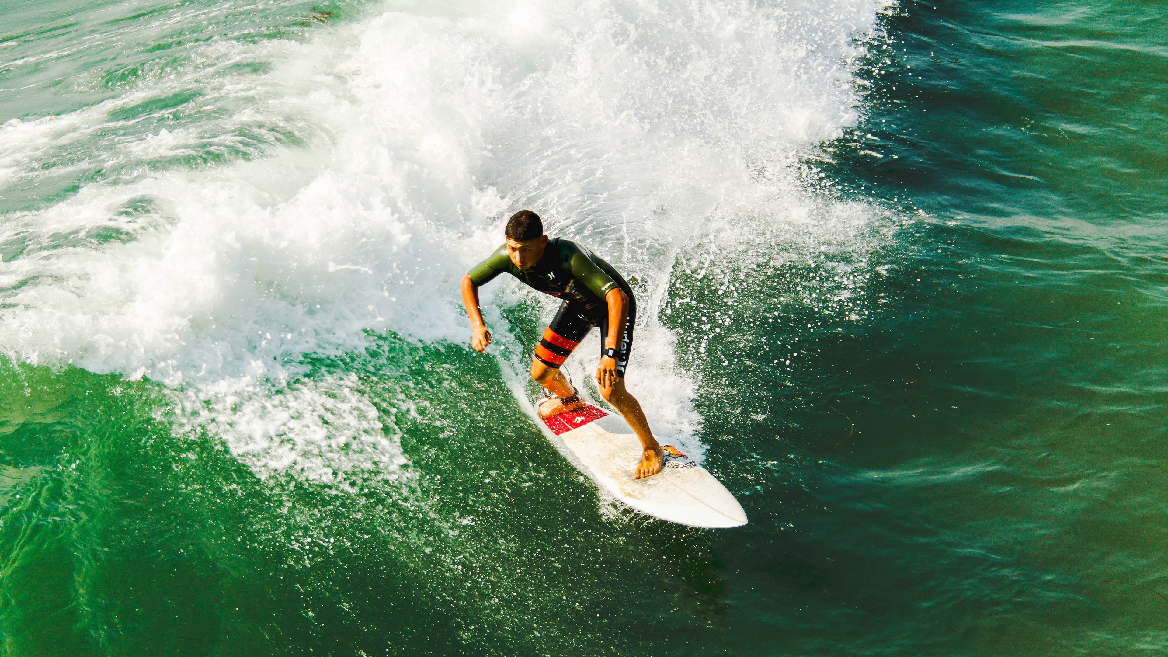 达米恩·麦肯齐：全黑队的“攻击引擎”，快速反击是他的强项